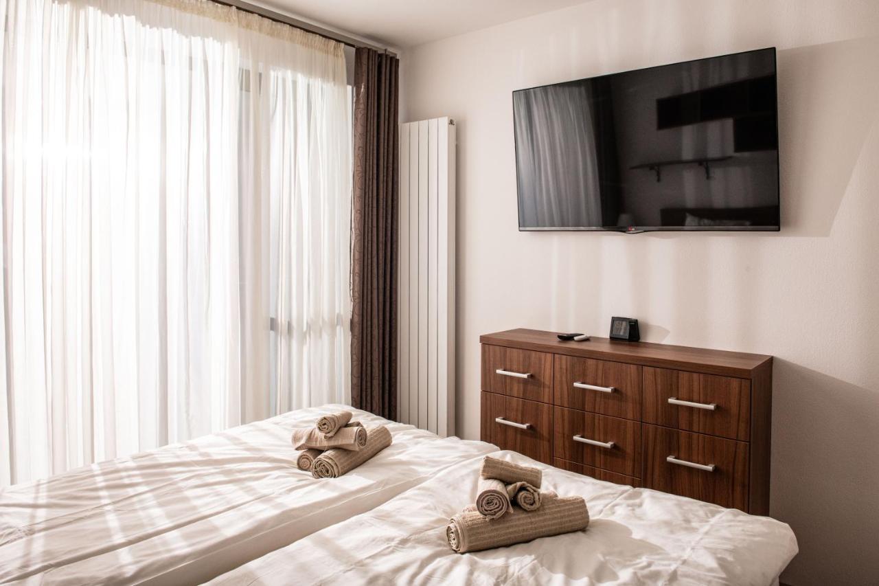 Forest Park Garden Apartment Братислава Екстер'єр фото